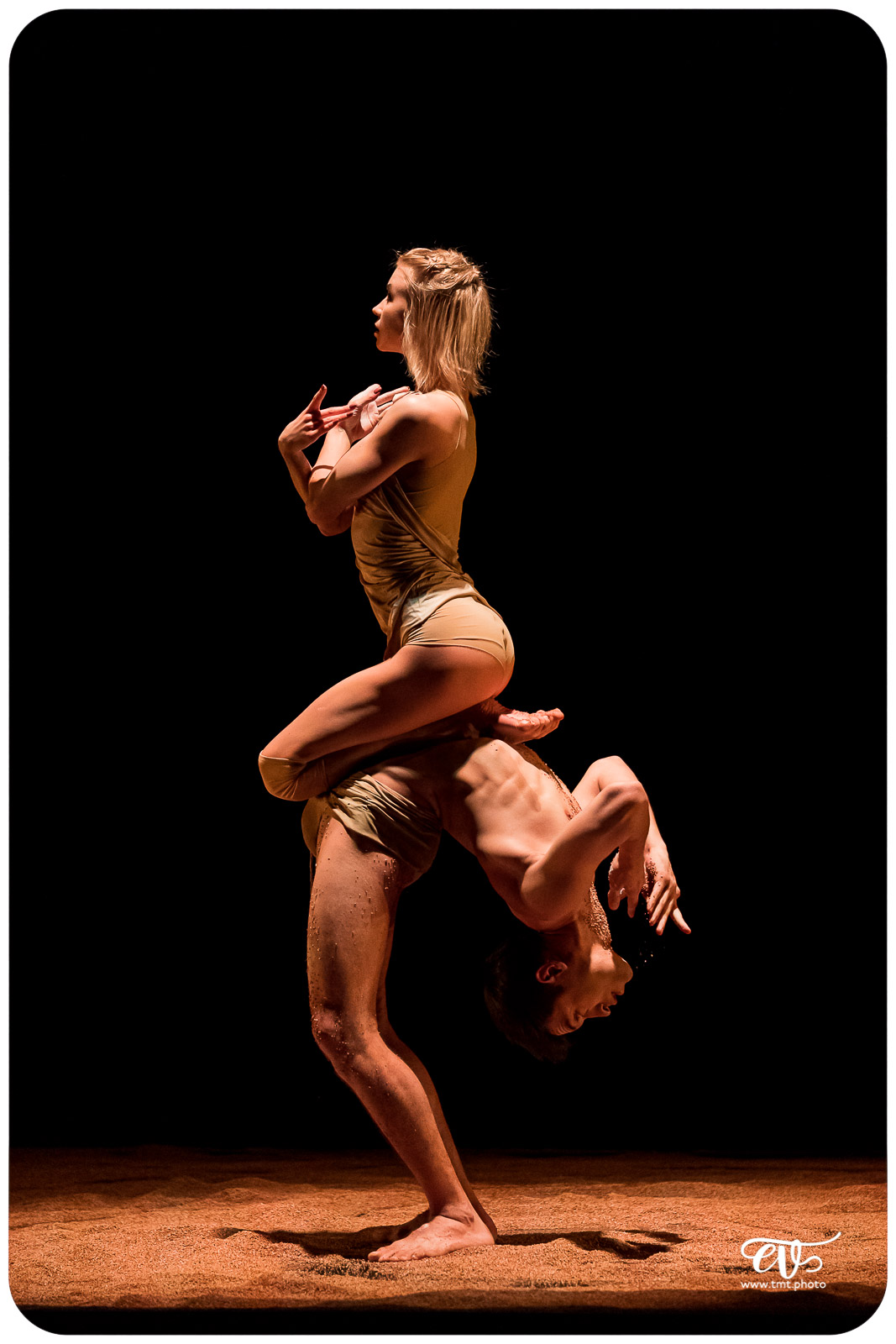 MY LAND (RECIRQUEL COMPANY)